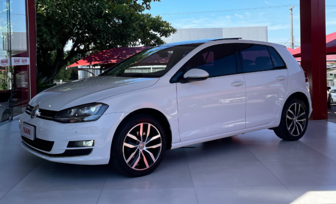 VW - VolksWagen Golf Highline 1.4 TSI 140cv Aut. 2014 Gasolina
