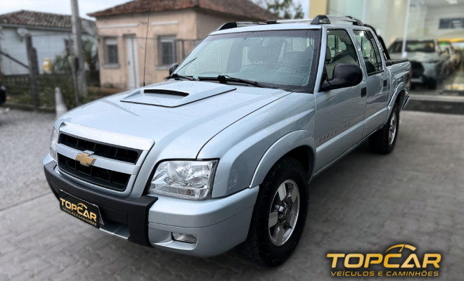 GM - Chevrolet S10 Pick-Up Exec. 2.8 4x4 CD TB Int.Dies 2011 Diesel-0