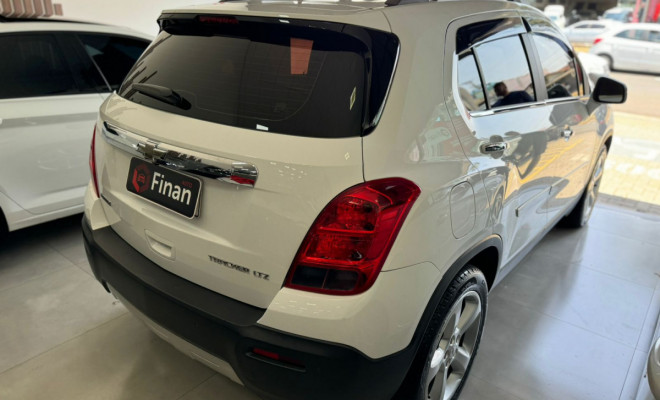 GM - Chevrolet TRACKER LTZ 1.8 16V Flex 4x2 Aut. 2015 Flex-3