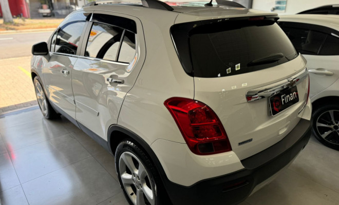 GM - Chevrolet TRACKER LTZ 1.8 16V Flex 4x2 Aut. 2015 Flex-4