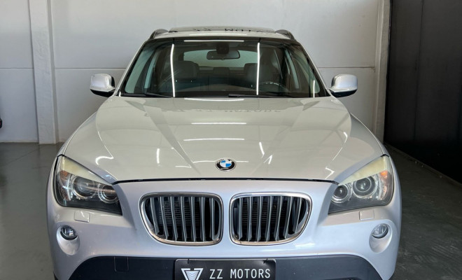 BMW X1 XDRIVE 28i 3.0 24V 4x4 Aut. 2010 Gasolina-0