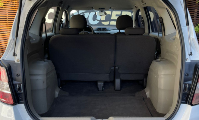GM - Chevrolet SPIN LT 1.8 Mec. 2014 Flex-8