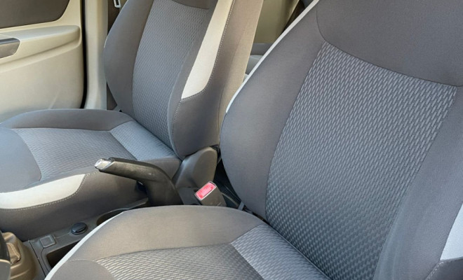GM - Chevrolet SPIN LT 1.8 Mec. 2014 Flex-6