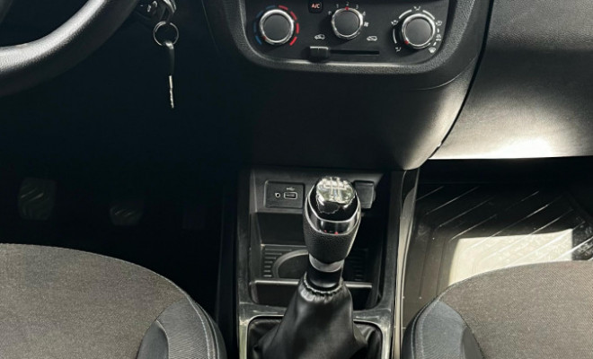 Renault KWID Intense 1.0 Flex 12V 5p Mec. 2023 Flex-10