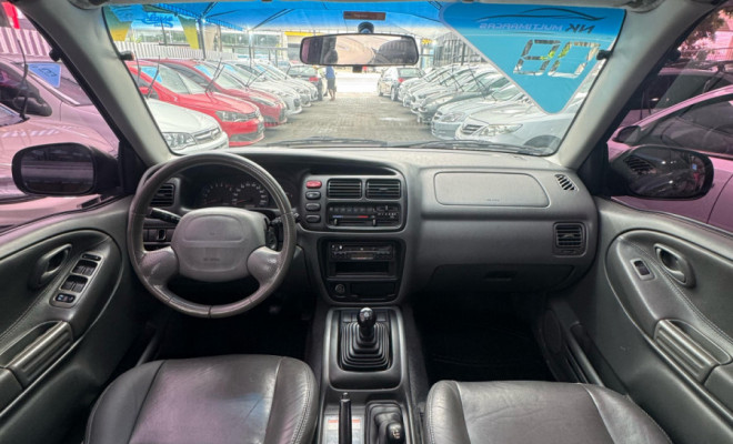 GM - Chevrolet TRACKER 2.0 16v 128cv MPFI 4x4 5p 2008 Flex-7
