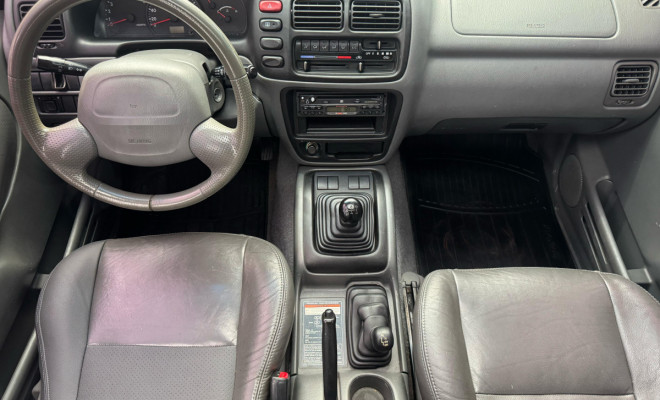 GM - Chevrolet TRACKER 2.0 16v 128cv MPFI 4x4 5p 2008 Flex-6
