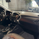 Hyundai ix35 2.0 16V 170cv 2WD/4WD Aut. 2012 Gasolina-11