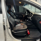 Hyundai ix35 2.0 16V 170cv 2WD/4WD Aut. 2012 Gasolina-13