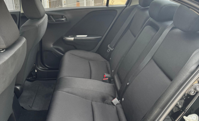 HONDA CITY LX 1.5 AUT. 2017 – CONFORTO E EFICIÊNCIA!-7