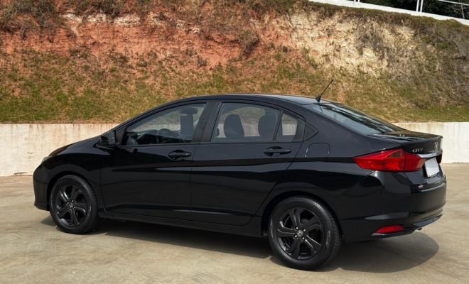 HONDA CITY LX 1.5 AUT. 2017 – CONFORTO E EFICIÊNCIA!-12