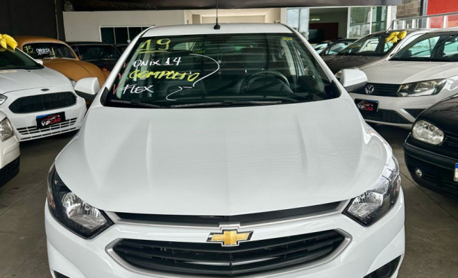 GM - Chevrolet ONIX HATCH LT 1.4 8V FlexPower 5p Mec. 2019 Flex