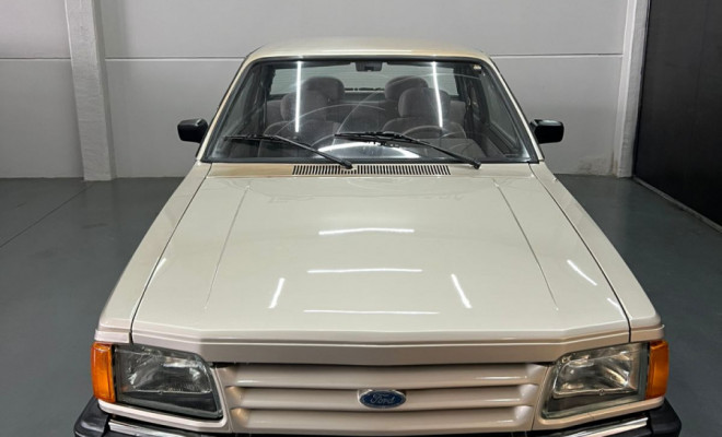 Ford Del Rey Ghia 1.6 2p Gasolina - 1988-0