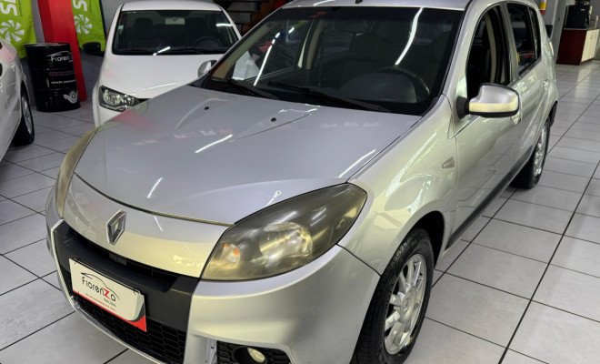 Renault SANDERO Privilège Hi-Flex 1.6 16V 5p Aut 2014 Flex-0