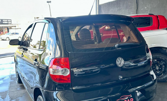 VW - VolksWagen Fox Plus 1.6Mi/ 1.6Mi Total Flex 8V 4p 2008 Flex-4