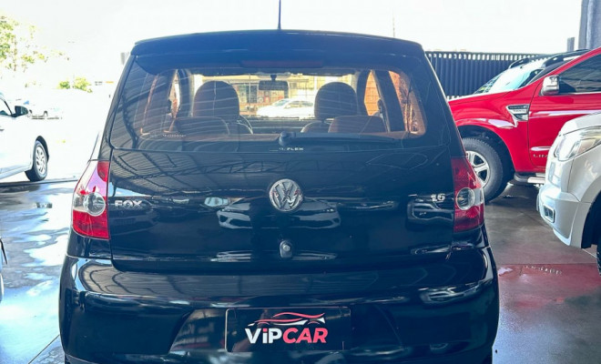VW - VolksWagen Fox Plus 1.6Mi/ 1.6Mi Total Flex 8V 4p 2008 Flex-2