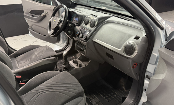 GM - Chevrolet AGILE LTZ 1.4 MPFI 8V FlexPower 5p 2010 Flex-4