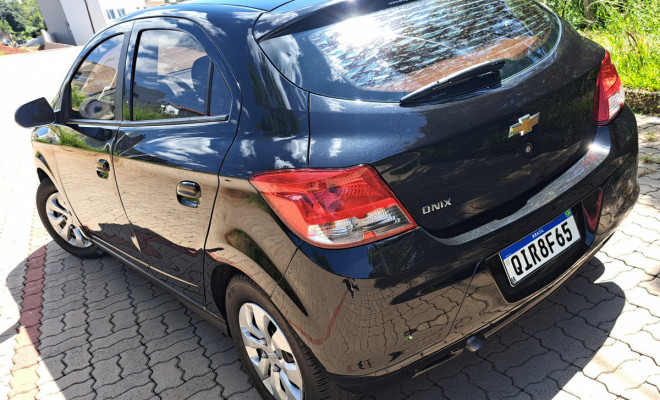 GM - Chevrolet ONIX HATCH Joy 1.0 8V Flex 5p Mec. 2018 Flex-3