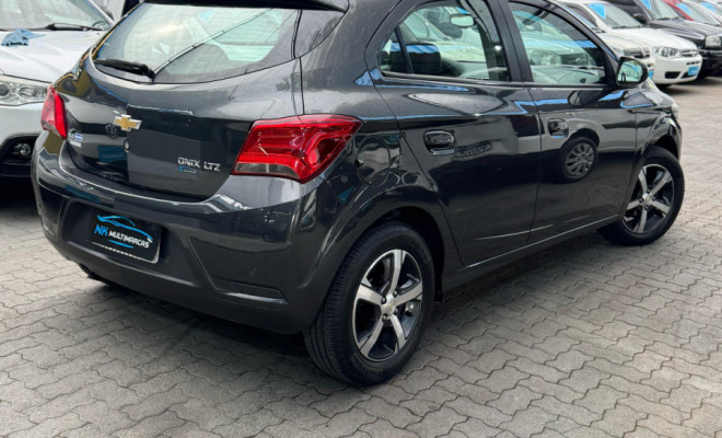 GM - Chevrolet ONIX HATCH LTZ 1.4 8V FlexPower 5p Mec. 2017 Flex-2