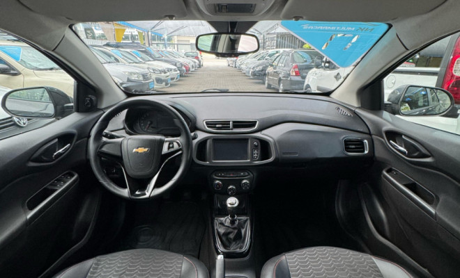 GM - Chevrolet ONIX HATCH LTZ 1.4 8V FlexPower 5p Mec. 2017 Flex-6