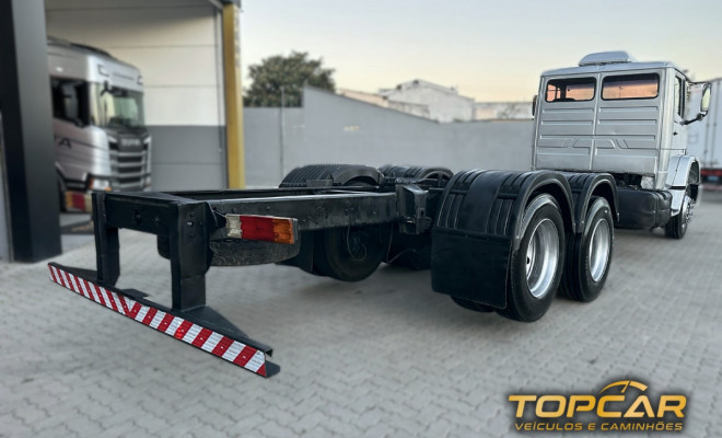 MERCEDES-BENZ 1418 3-Eixos 2p (diesel) 1994 Diesel-3