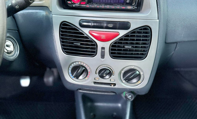 Fiat Palio Celebration 1.0 Fire Flex 8V 4p 2008 Flex-9