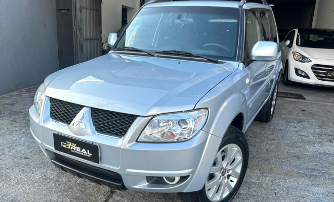 Mitsubishi Pajero TR4 2.0/ 2.0 Flex 16V 4x4 Mec. 2012 Flex
