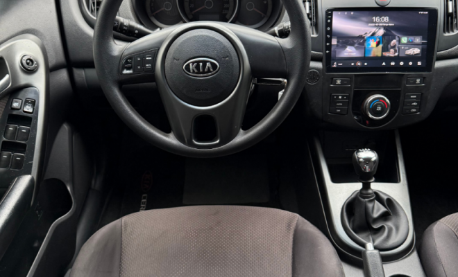 Kia Motors Cerato 1.6 16V Mec. 2011 Gasolina-5