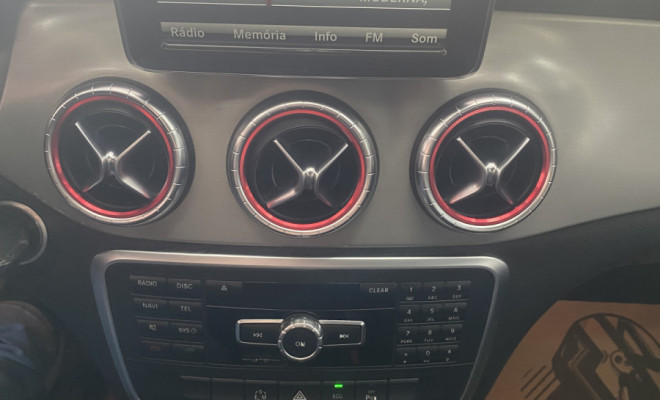 Mercedes-Benz CLA-250 Sport 4MATIC 2.0 16V 211cv Aut. 2015 Gasolina-11