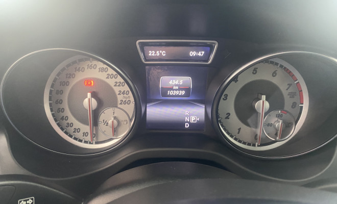 Mercedes-Benz CLA-250 Sport 4MATIC 2.0 16V 211cv Aut. 2015 Gasolina-10