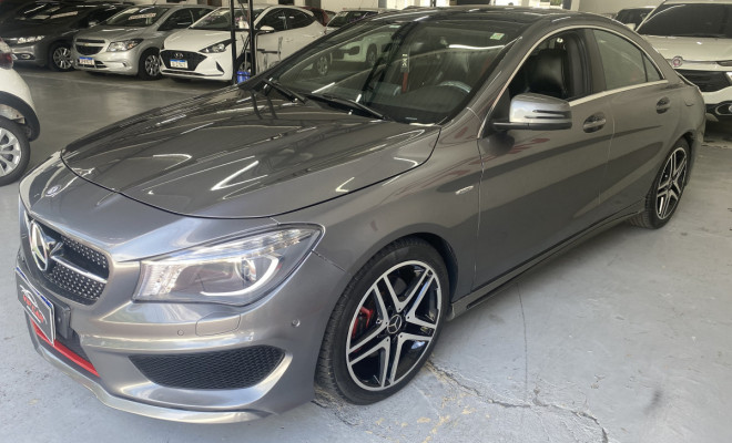Mercedes-Benz CLA-250 Sport 4MATIC 2.0 16V 211cv Aut. 2015 Gasolina-1