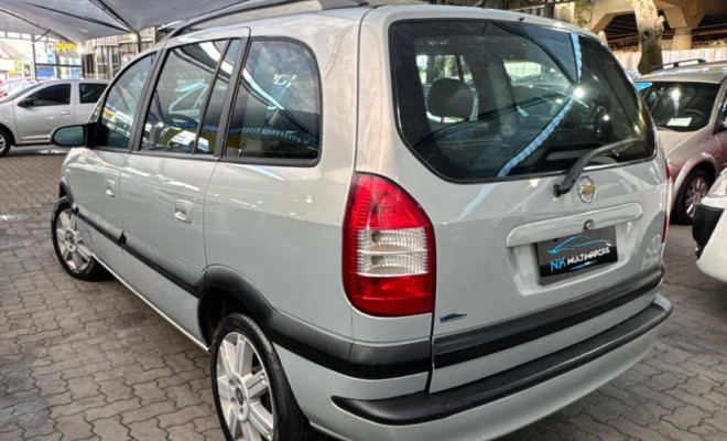 GM - Chevrolet Zafira Elegance 2.0 MPFI FlexPower 8V 5p 2009 Flex-2