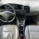 GM - Chevrolet Zafira Elegance 2.0 MPFI FlexPower 8V 5p 2009 Flex-4