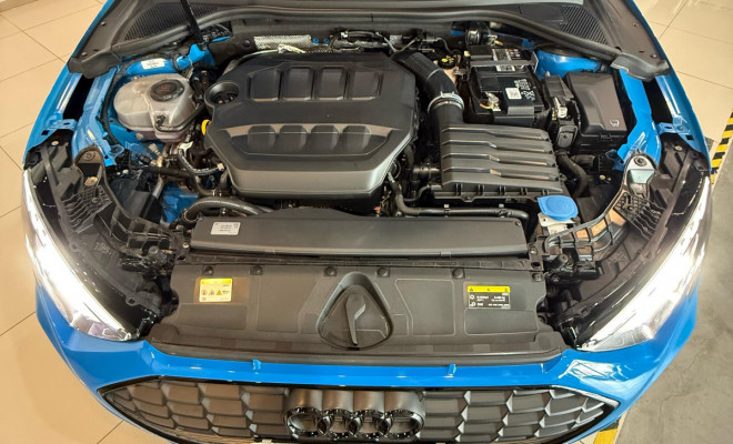 Audi A3 Sportb. Perf. Black 2.0 S-tron.(Híb.) 2023 Gasolina-11