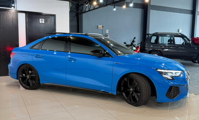 Audi A3 Sportb. Perf. Black 2.0 S-tron.(Híb.) 2023 Gasolina-1