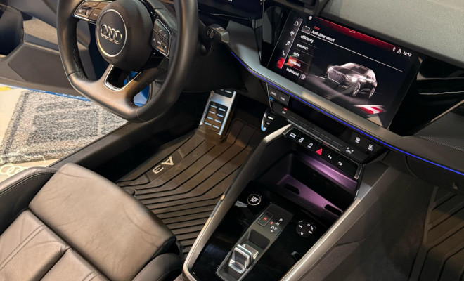 Audi A3 Sportb. Perf. Black 2.0 S-tron.(Híb.) 2023 Gasolina-9