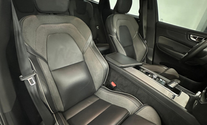 Volvo XC 60 T-8 R-DESIGN 2.0 (Híbrido) 2021 Flex-9