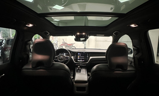 Volvo XC 60 T-8 R-DESIGN 2.0 (Híbrido) 2021 Flex-7