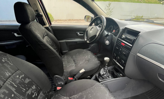 Fiat Palio ELX 1.3 mpi Flex 8V 4p 2005 Flex-3