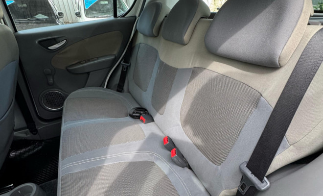 Fiat Palio ESSENCE 1.6 Flex 16V 5p 2015 Flex-8