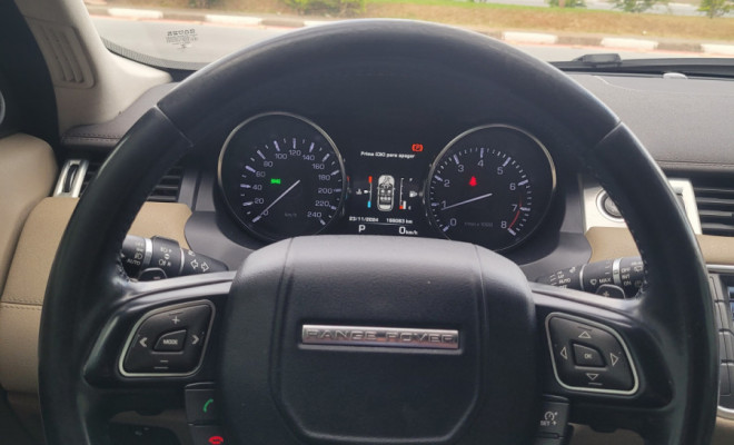 Land Rover Range R.EVOQUE Pure  2.0 Aut. 5p 2015 Gasolina-7