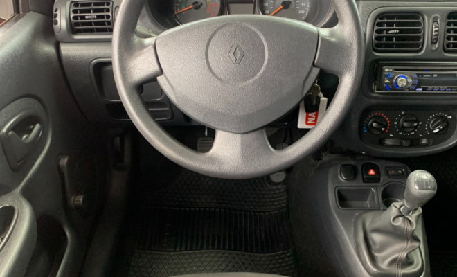 Renault Clio Authentique 1.0/1.0 Hi-Power 16V 3p 2014 Flex-7