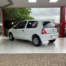 Renault Clio Authentique 1.0/1.0 Hi-Power 16V 3p 2014 Flex-4
