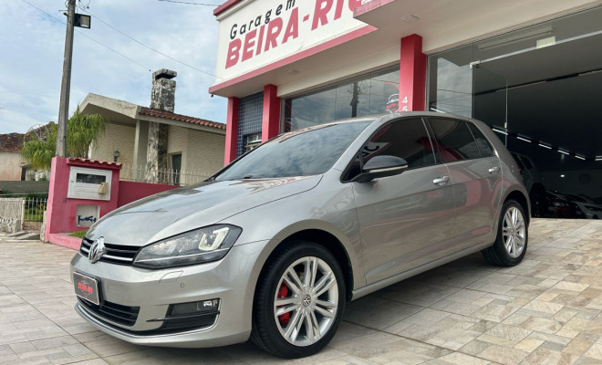 VW - VolksWagen Golf Highline 1.4 TSI 140cv Aut. 2015 Flex