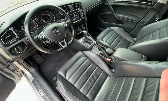 VW - VolksWagen Golf Highline 1.4 TSI 140cv Aut. 2015 Flex-1
