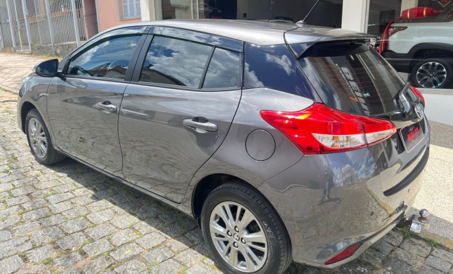 Toyota YARIS S 1.5 Flex 16V 5p Aut. 2021 Flex-6