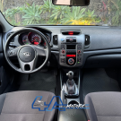 Kia Motors Cerato 1.6 16V Aut. 2011 Gasolina-4