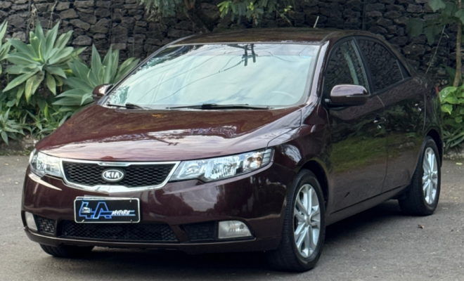 Kia Motors Cerato 1.6 16V Aut. 2011 Gasolina