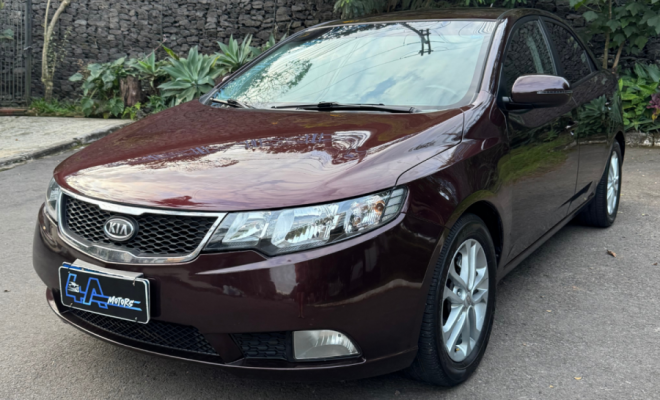 Kia Motors Cerato 1.6 16V Aut. 2011 Gasolina-0