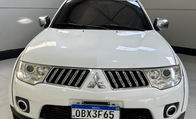 Mitsubishi Pajero DAKAR 3.2 4x4 T.I. Dies. 5p Mec. 2012 Diesel-5