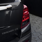 GM - Chevrolet TRACKER LTZ 1.8 16V Flex 4x2 Aut. 2015 Flex-4